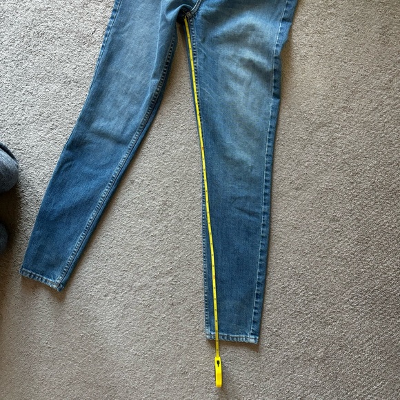RE/DONE Originals Ultra High Rise Skinny with Stretch in Medium Dusty - Picture 9 of 13